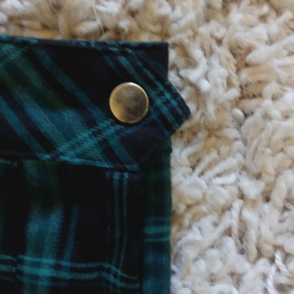 Green Plaid Skirt - Picture 4 of 10